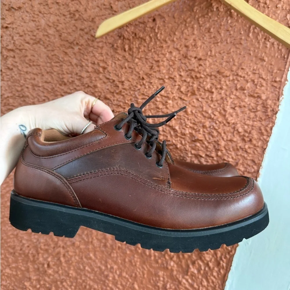 Men’s Instride Leather Dress Shoes Size 10.5 EUC Lace Up Thick Sole
